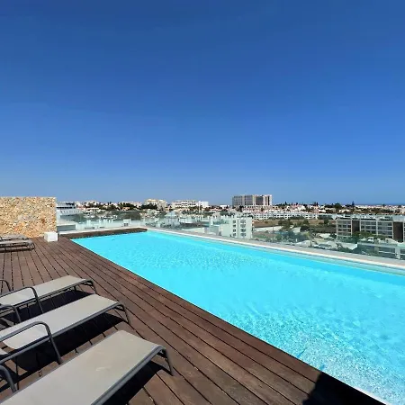Panoramic View With Pool By Homing *