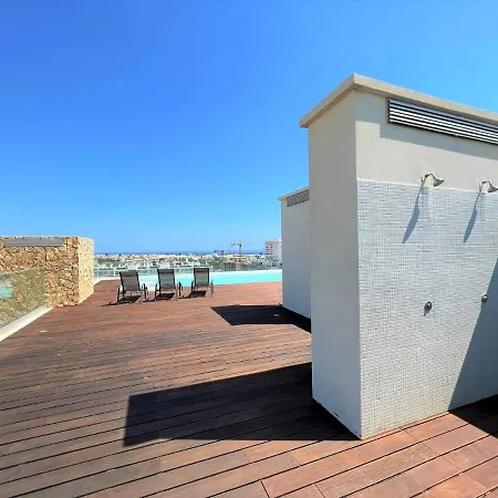Panoramic View With Pool By Homing *
