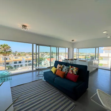 Panoramic View With Pool By Homing Apartment Albufeira